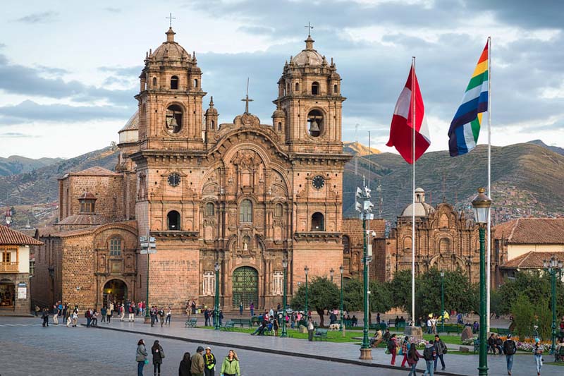 cusco-compania-plaza-armas